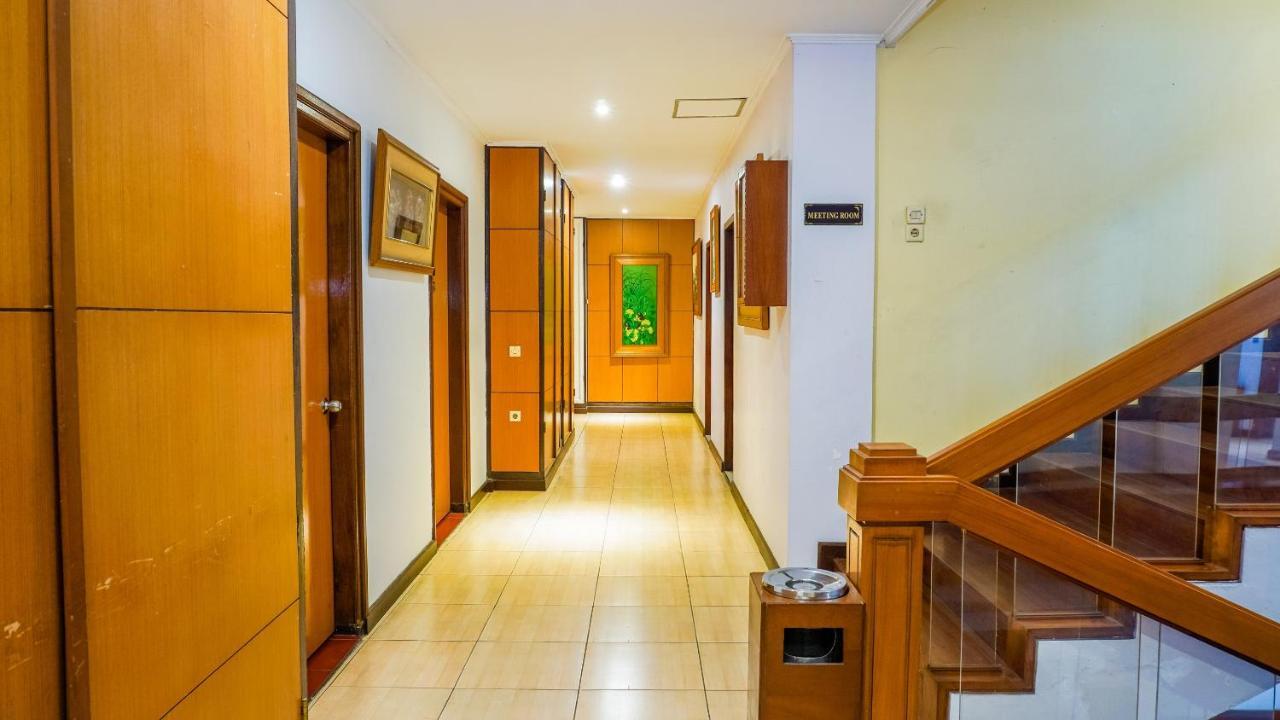 Capital O 1616 Setiabudhi Indah Hotel Bandung Exterior foto