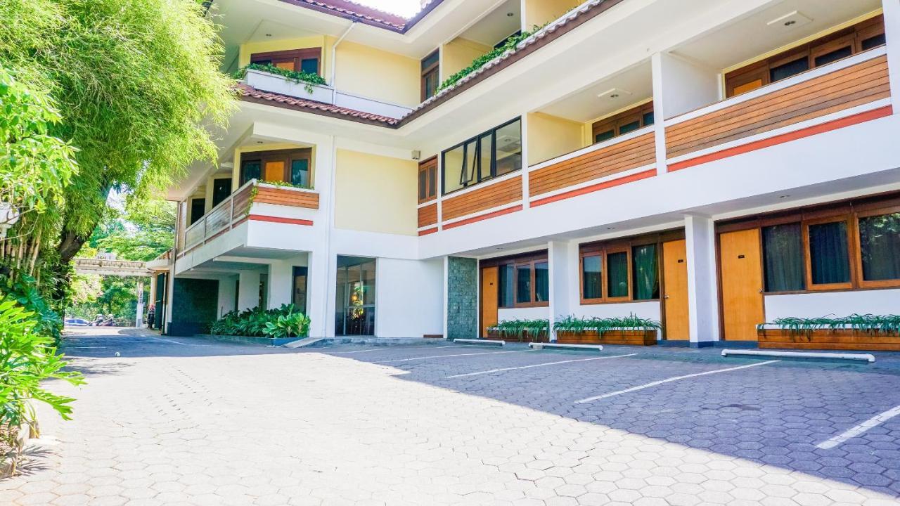 Capital O 1616 Setiabudhi Indah Hotel Bandung Exterior foto