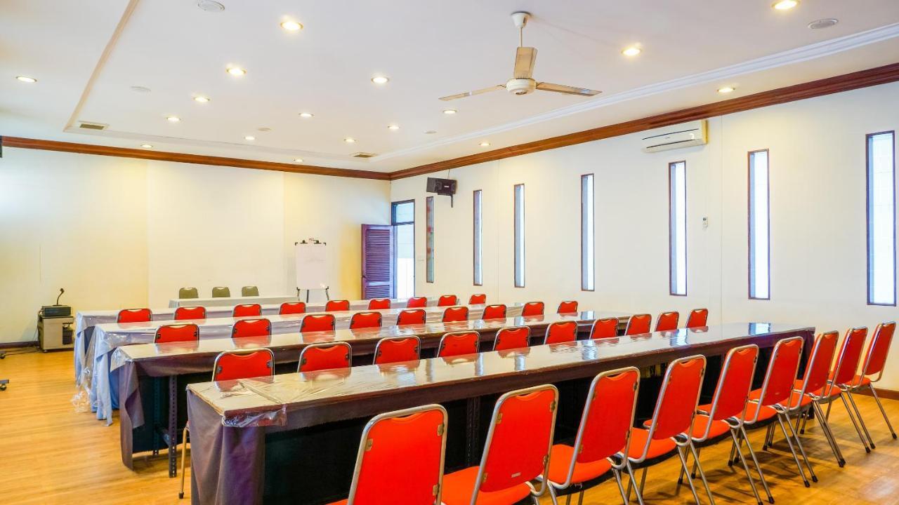 Capital O 1616 Setiabudhi Indah Hotel Bandung Exterior foto